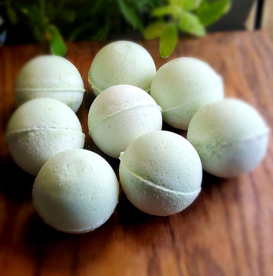 Eucalyptus & Mint Bath Bomb